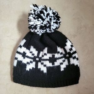 Black and White winter hat